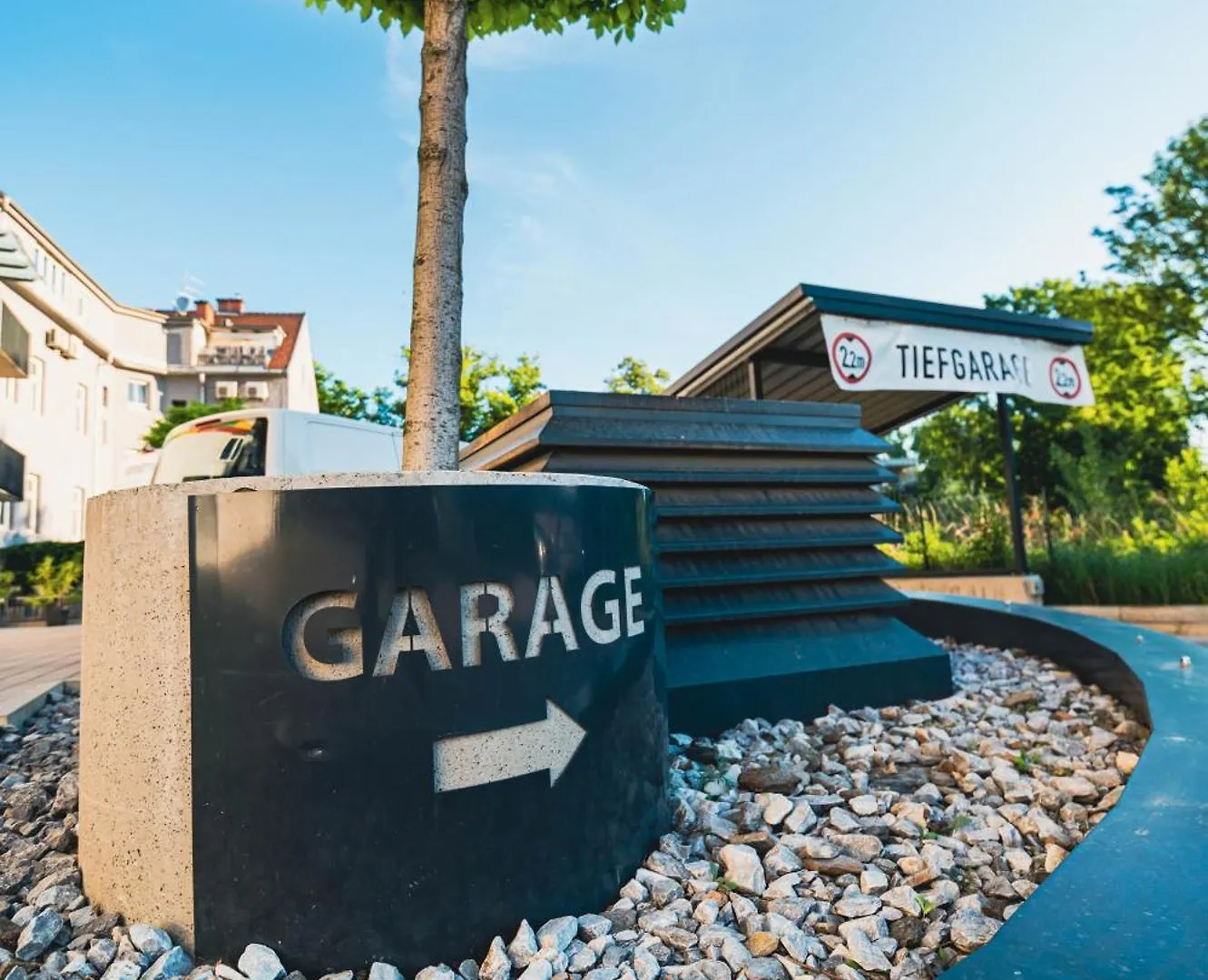 Shome Hotel Graz I Self Check-In I Free Parking 4*,  Østrig