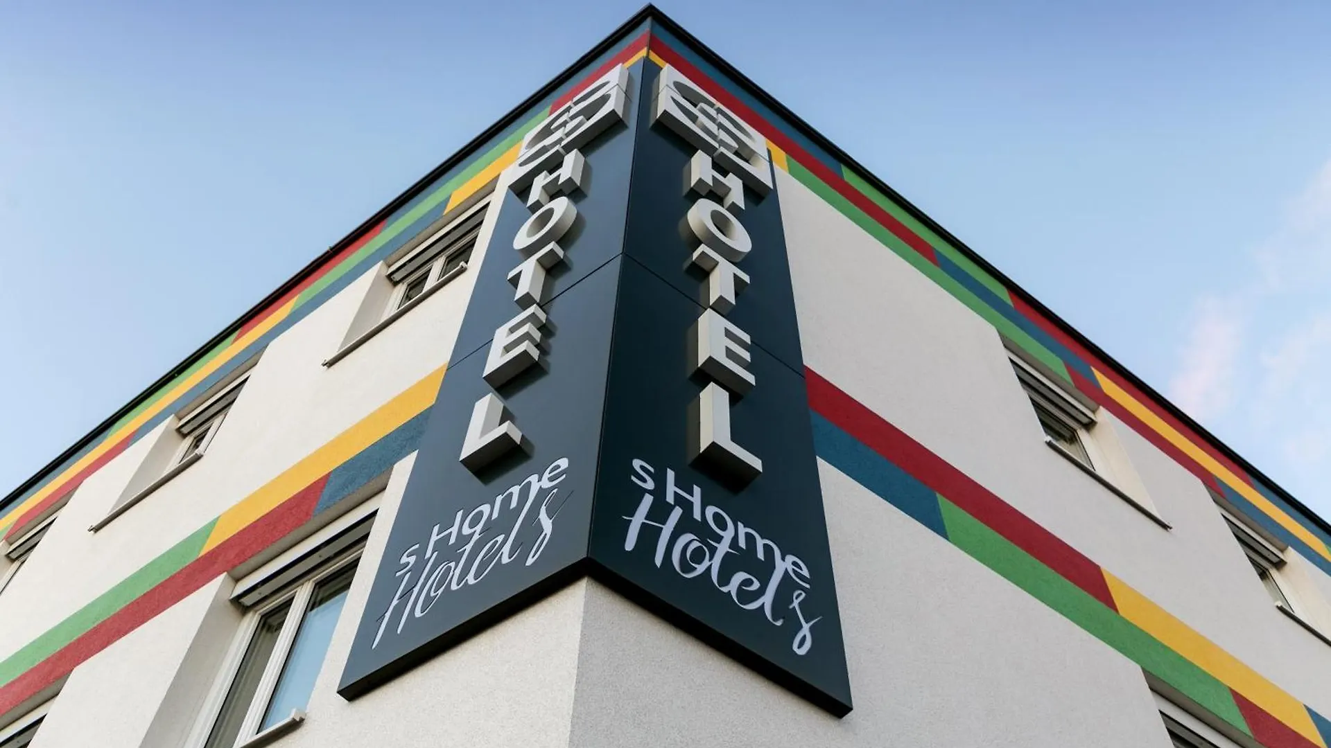 Shome Hotel Graz I Self Check-In I Free Parking