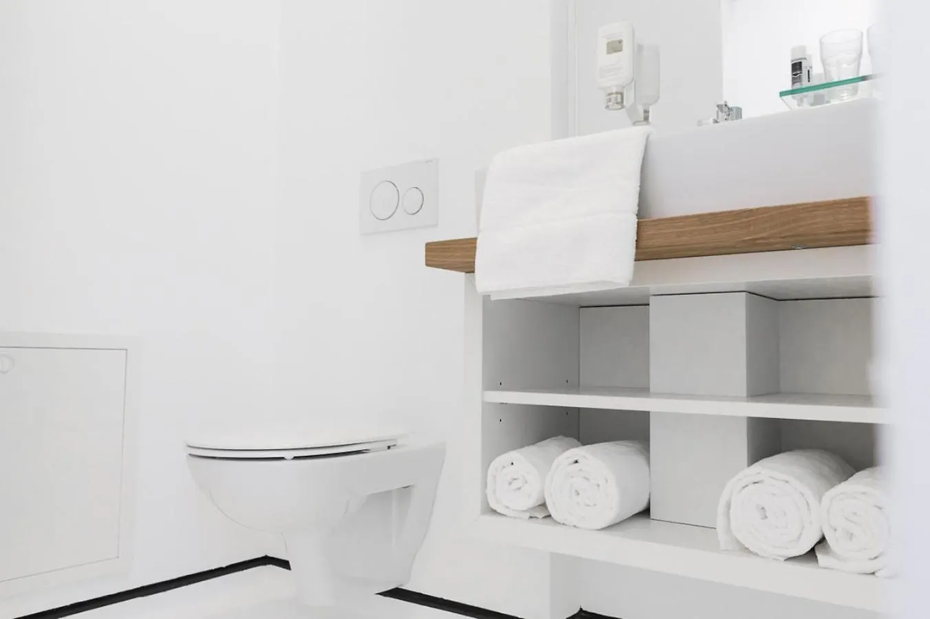 Shome Hotel Graz I Self Check-In I Free Parking 4*,  Østrig