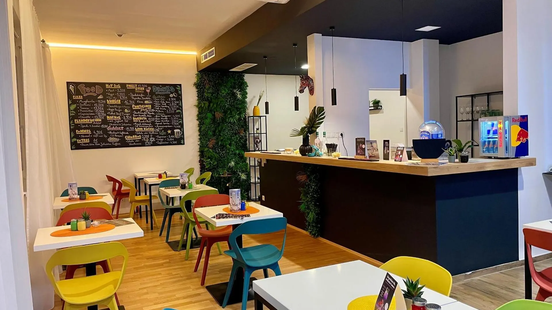 Shome Hotel Graz I Self Check-In I Free Parking